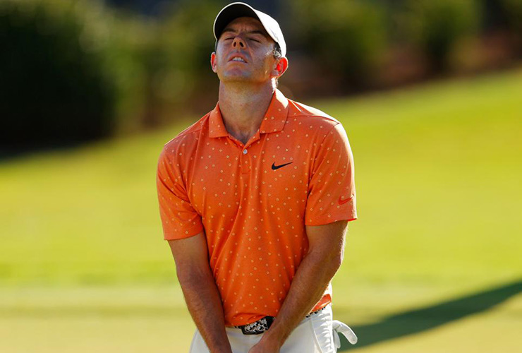 It was Chunk City for Rory McIlroy with awful dunk into water at East Lake