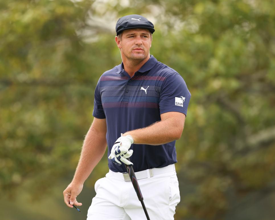 Bryson DeChambeau attacked with bombs, but hardly brought Winged Foot to its knees