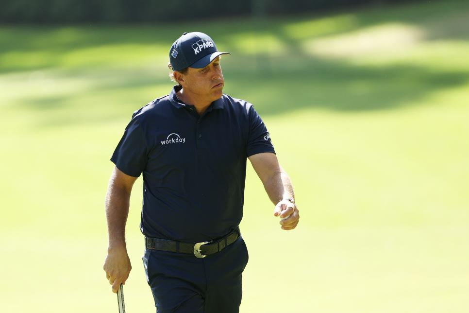 Phil Mickelson matches his worst Masters score ever thanks to dreaded snowman