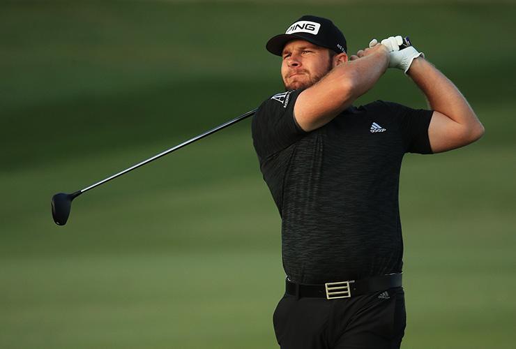 ‘Angry golfer’ Tyrrell Hatton leads the way in Abu Dhabi