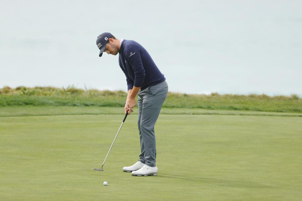 Tournament favourite Patrick Cantlay did tournament favourite things on Day 1 at Pebble Beach
