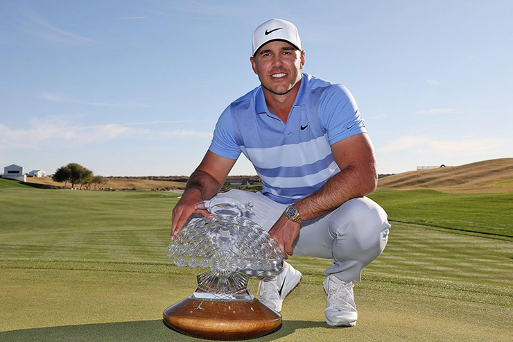 Watch Brooks Koepka’s 97-foot eagle chip-in on the 17th that propelled him to victory at TPC Scottsdale