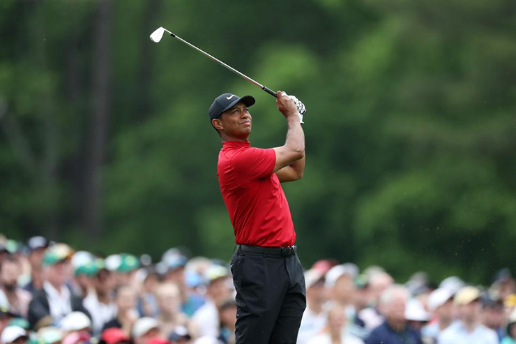 Golf, sports world react to Tiger Woods’ car accident