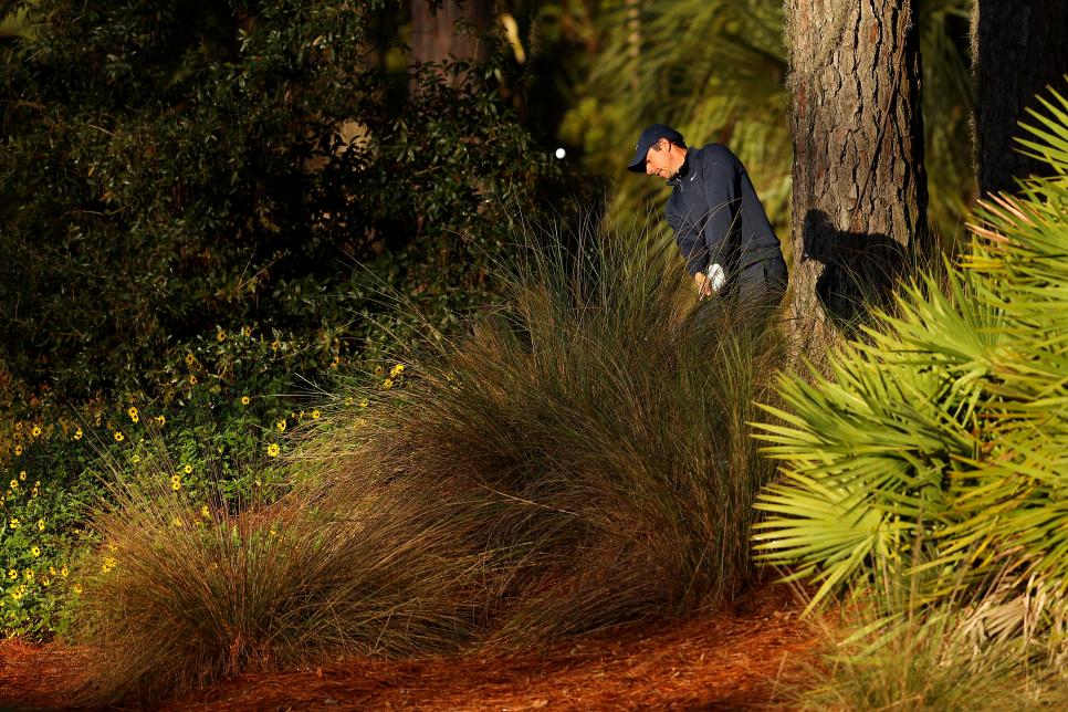 Rory McIlroy’s 18th hole collapse summed up his nightmare Day 1 at TPC Sawgrass