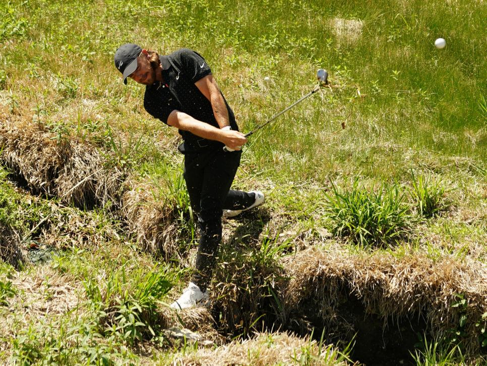 In sloppy match, Tommy Fleetwood ditches Bryson DeChambeau, knocking him out of tournament