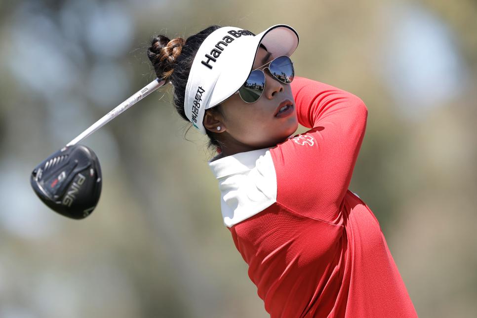 Rookie Patty Tavatanakit powers her way to five-stroke lead
