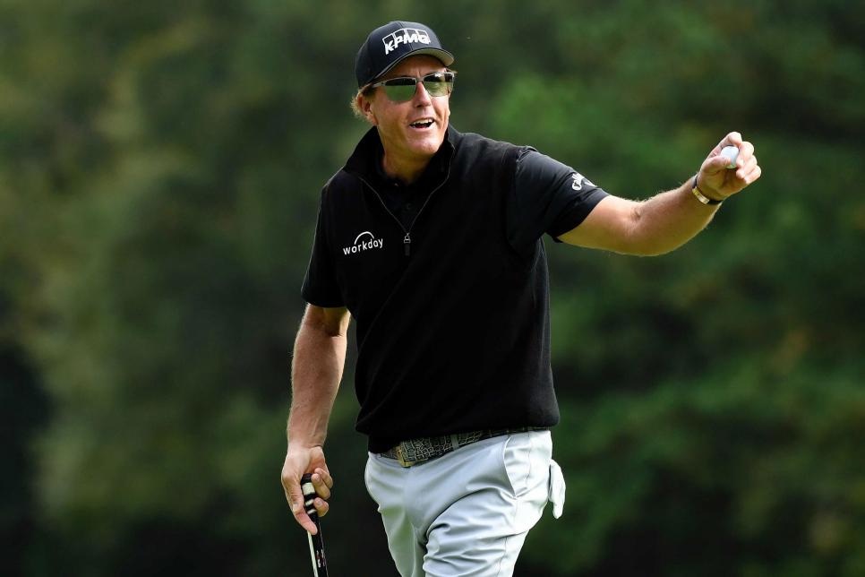 Phil Mickelson’s commercial shoot interrupts golfers’ round, so Phil paid them off