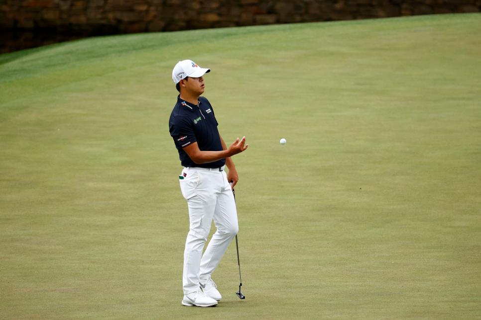 Si Woo Kim breaking his putter while in contention is one of the wildest moves in Masters history