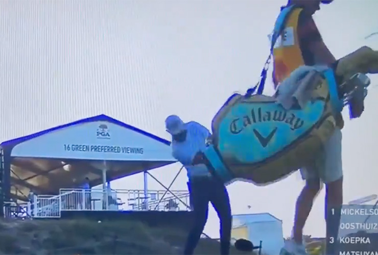 Tour pro DESTROYS tee marker, nearly takes out partner’s caddie in process