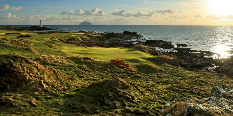 Contrary to Trump’s claims, R&A says its stance on avoiding Turnberry for Open hasn’t changed