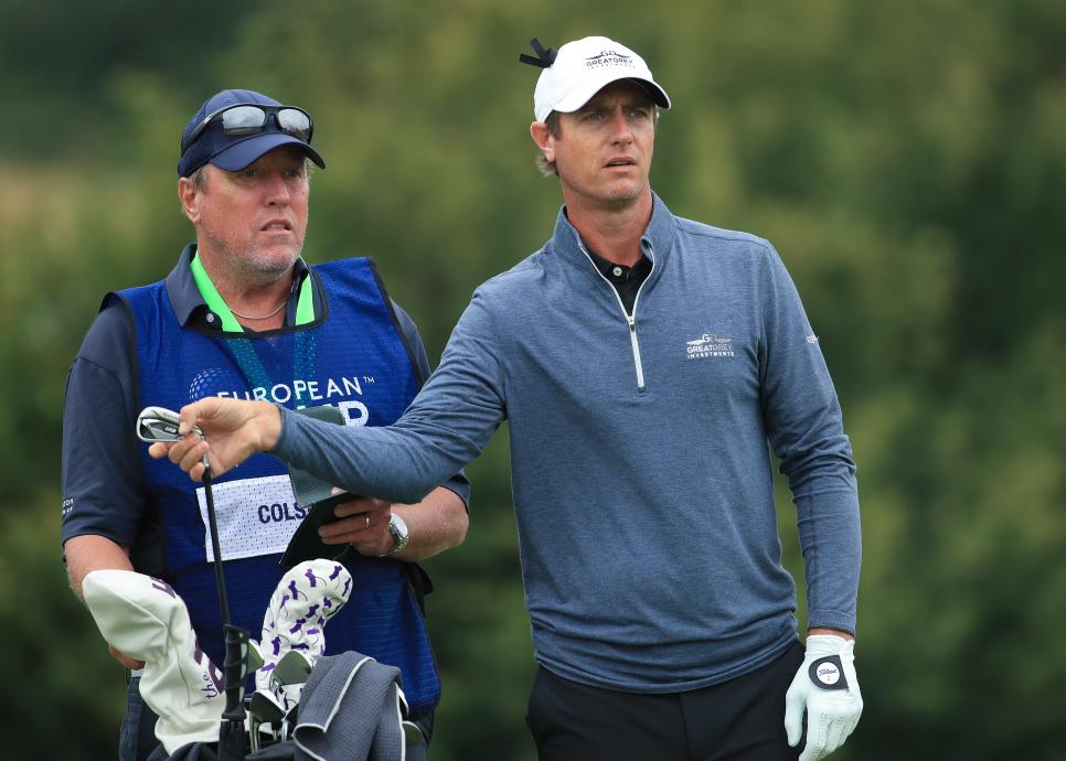 Veteran caddie explains the practical differences between men and women in pro golf