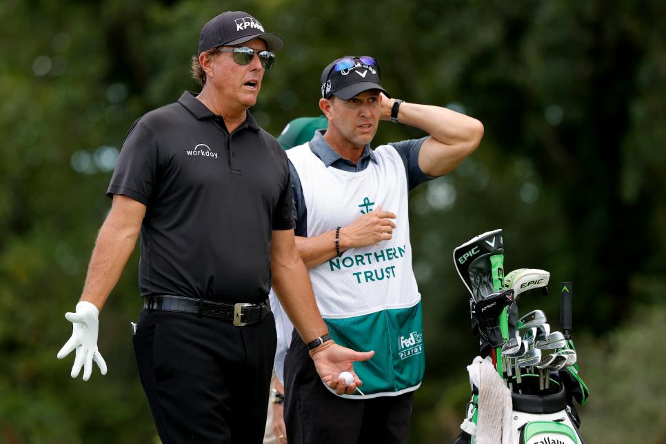 Phil Mickelson, two European Ryder Cuppers sweating FedEx Cup bubble after missing Northern Trust cut