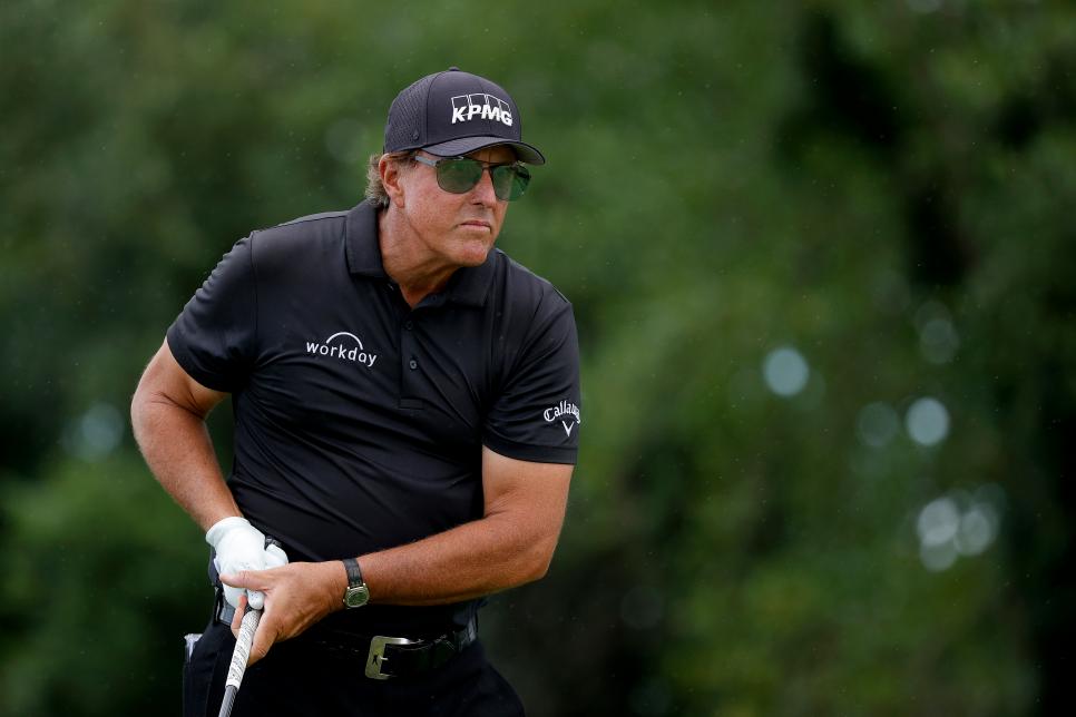 FedEx Cup Playoffs Top 70: Phil Mickelson advances despite missing cut at Liberty National