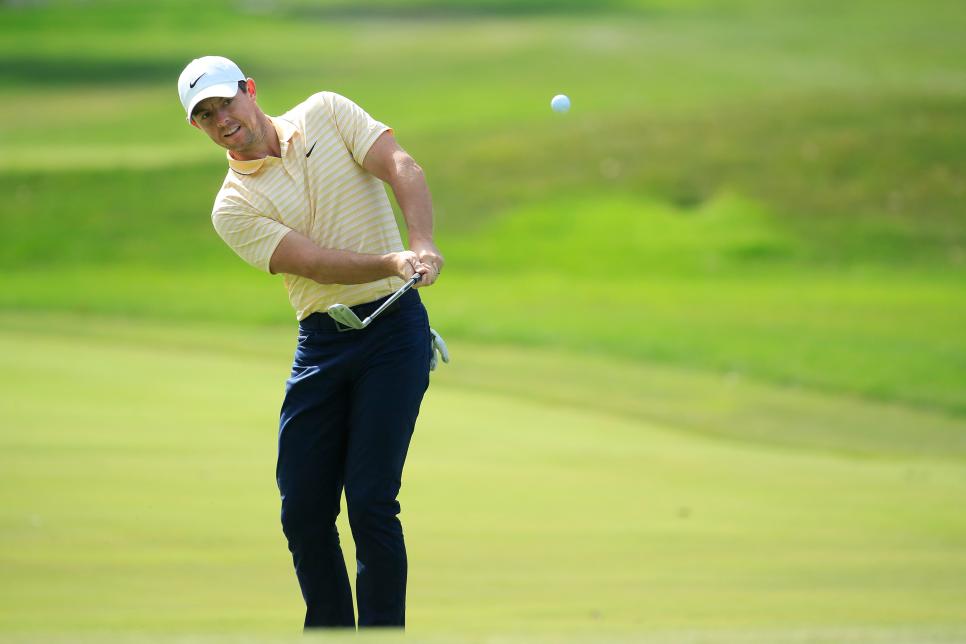 Rory McIlroy pulls a boss move after chunking a bunch of chip shots at the WGC-FedEx St. Jude