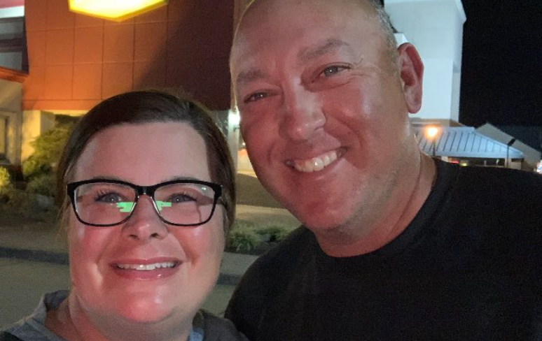 Journeyman tour pro celebrates earning PGA Tour card at the perfect journeyman restaurant