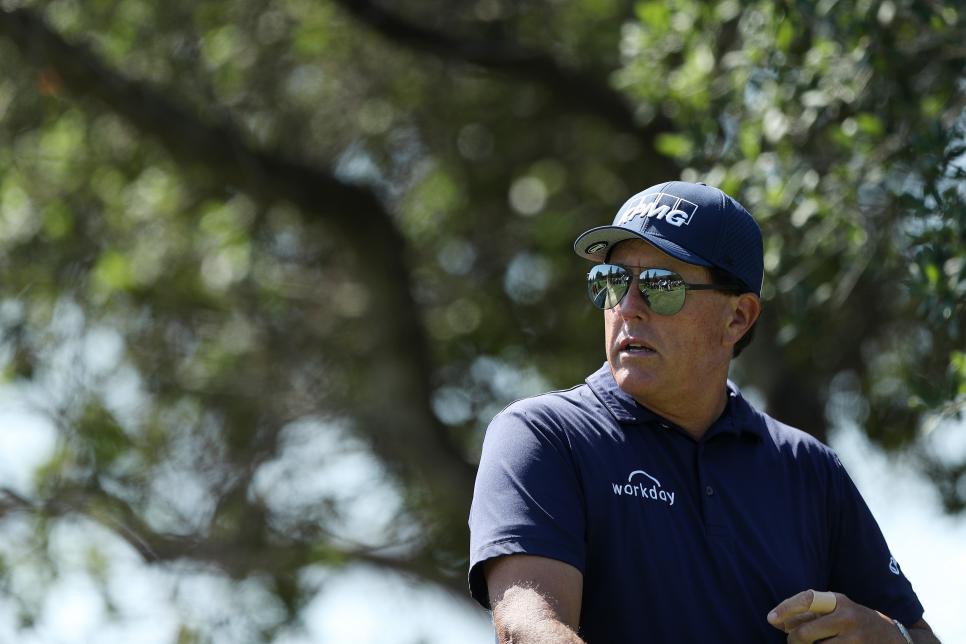 Phil Mickelson takes driver off deck from trees because why not
