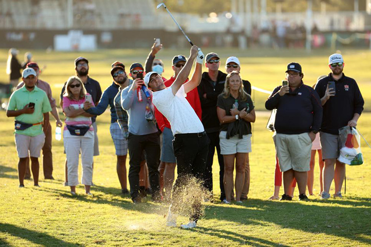 Scottie Scheffler set up for 1st win, Memorial Park punches back, and Matthew Wolff’s wild double bogey