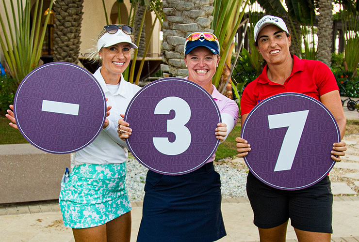 With net eagles and even an albatross, a pair of amateurs hold sway in Saudi
