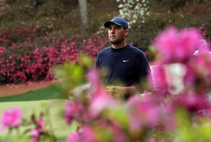 Masters 2022: Scottie Scheffler takes command with a record-tying five-shot lead