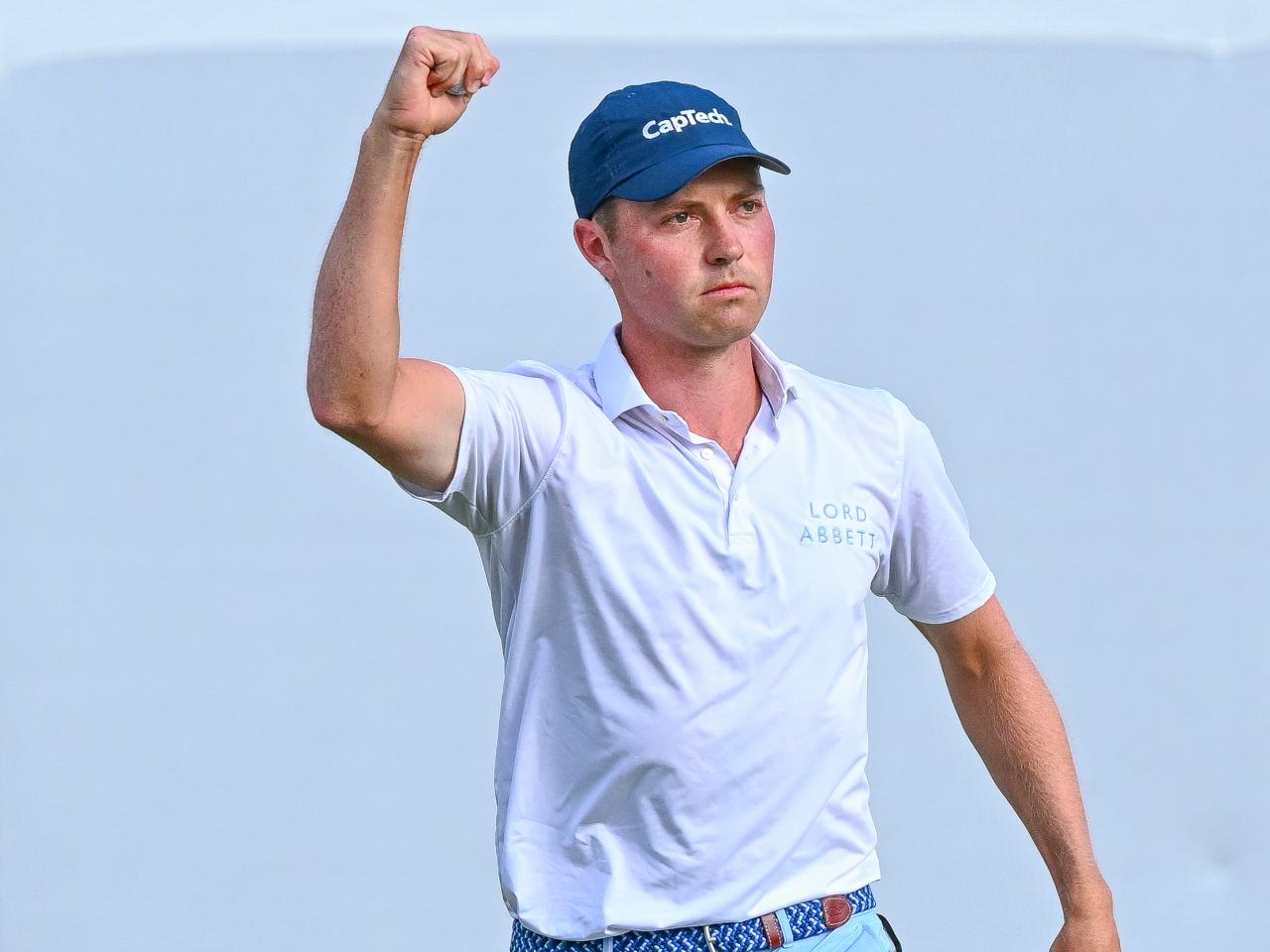 Watch: Pro golfer holes out the shot of his life to shoot 59