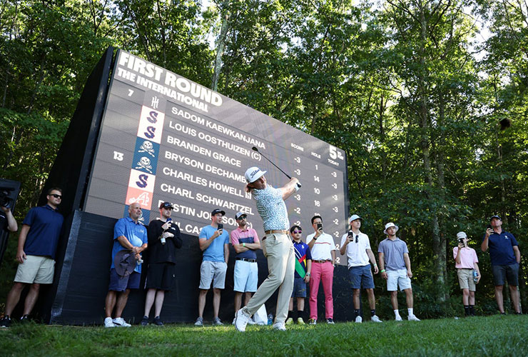 Cameron Smith delivers on his LIV Golf debut as he hunts leaders Wolff and Gooch