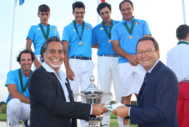 Emirates Golf Federation receives IGF banner ahead of hosting 2023 World Amateur Team Championship at Jumeirah Golf Estates