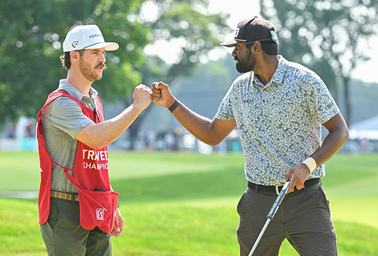 Sahith Theegala’s caddie ‘fired’ tour player Andrew Putnam, and now they’re in RSM’s final round together