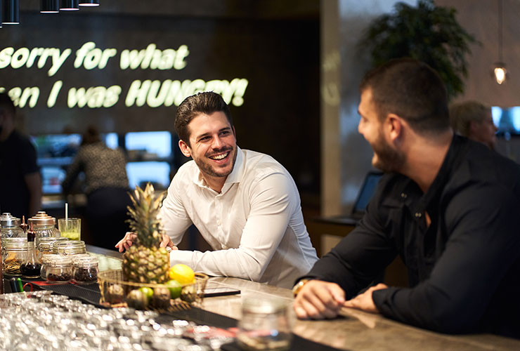 Chip in and get in the swing this December at Qwerty in Dubai Media City