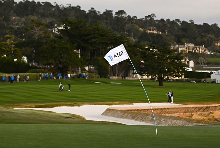 Caddie collapses, rushed to hospital during AT&T Pebble Beach Pro-Am