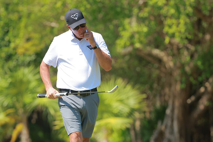Phil Mickelson drops to a depressingly low standing in the Official World Golf Ranking