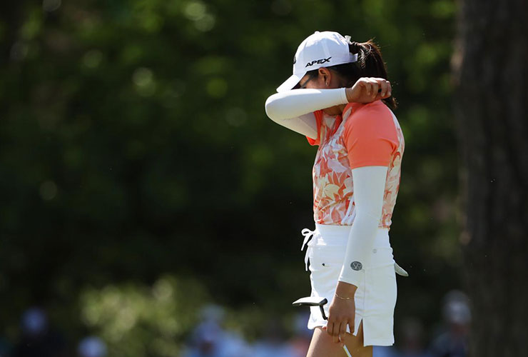 Rose blossoms: Why Zhang’s collapse was the most impressive part of her ANWA win