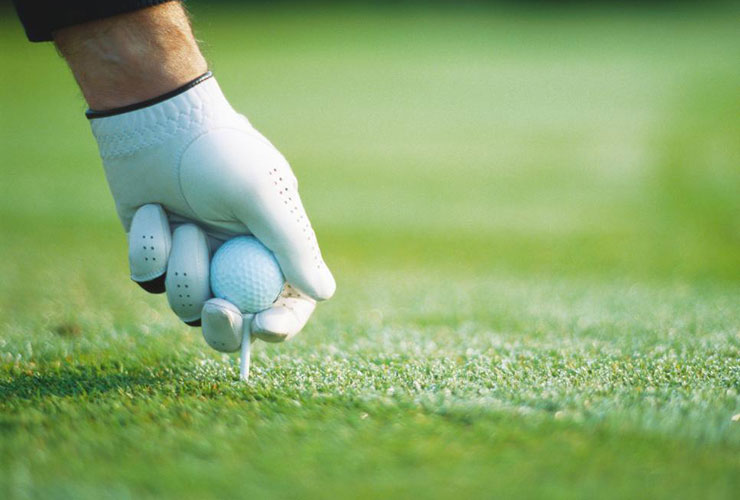 Rules of Golf review: You’re playing a Titleist. Two holes later, it’s a Callaway. Is switching golf balls mid-round allowed?