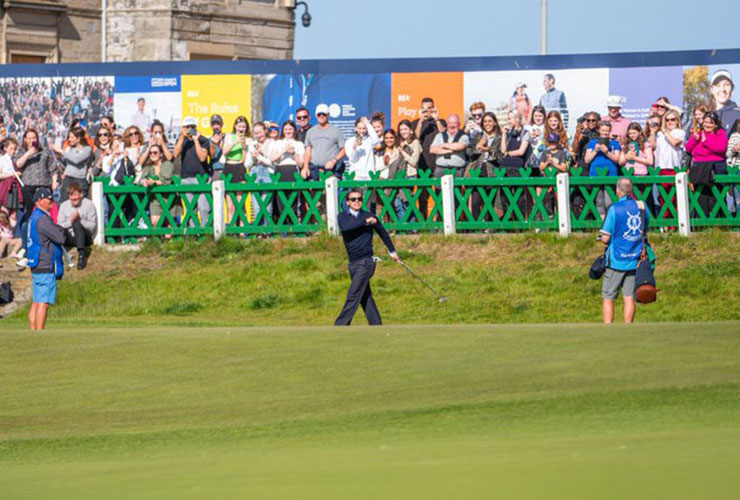 Harry Styles had an Open Championship-sized gallery watching him play golf at St Andrews