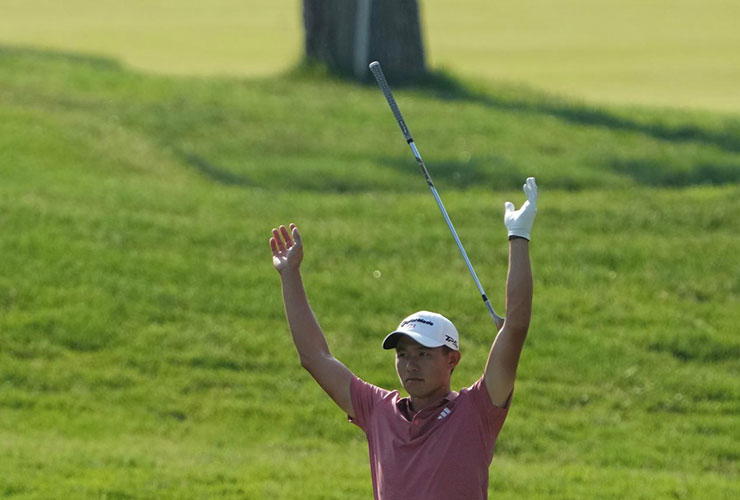 Cantlay’s Memorial heater continues, Morikawa has a freaky Friday and the Northwestern men have a day