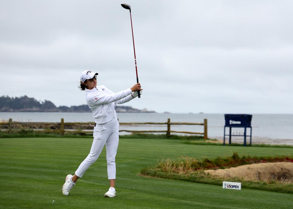 Rose Zhang slides into contention at US Women’s Open, improves 11 spots during afternoon without hitting a shot