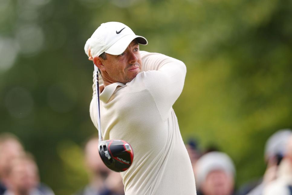 Watch Rory McIlroy’s 427-yard drive ride the crazy winds at the Scottish Open