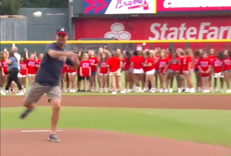 Brian Harman throws best first pitch in golf history at Atlanta Braves game, continues scorching hot streak