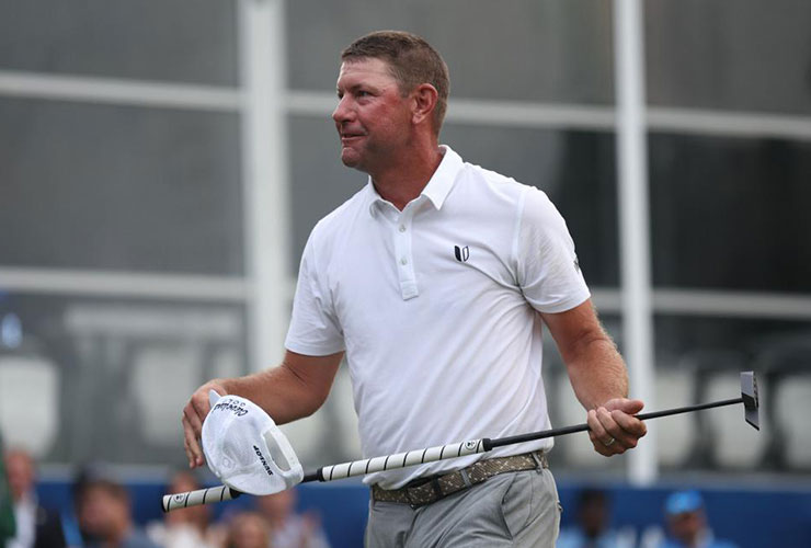Lucas Glover slays the yips, wins the Wyndham and it turns his career around