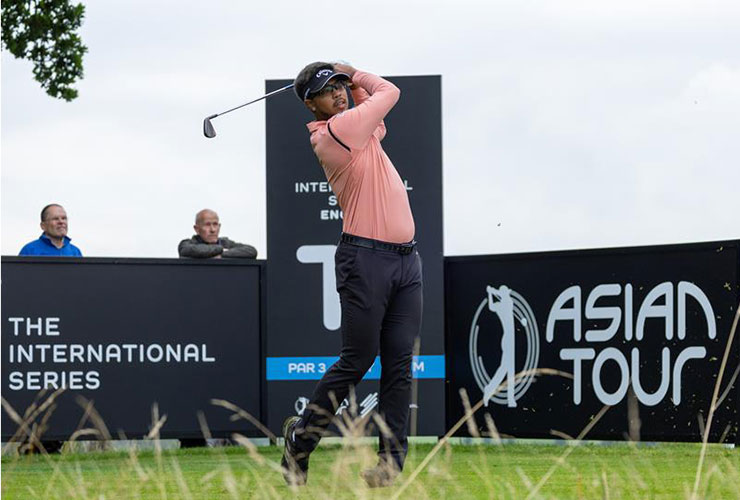 Sarit’s super 66 secures first-round lead In International Series England as LIV Golf’s top guns lurk