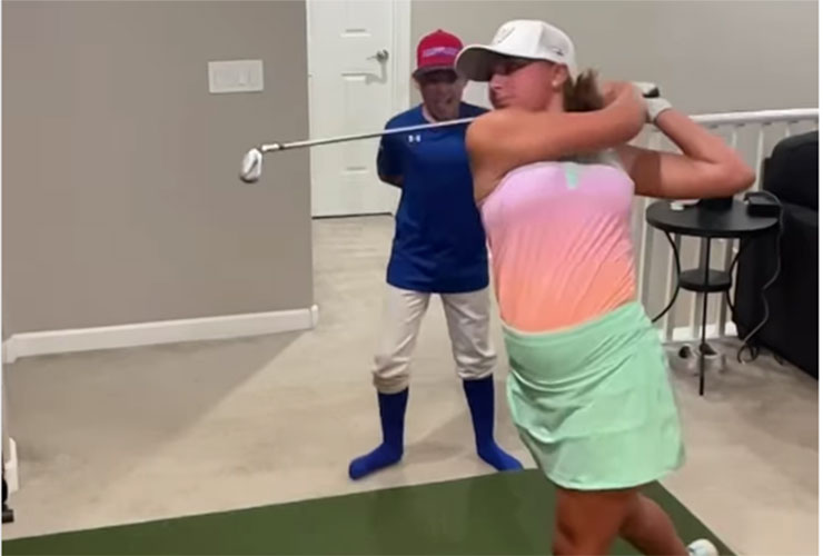 WATCH: Brave kid lets big sister yank out his loose tooth by blasting golf shot