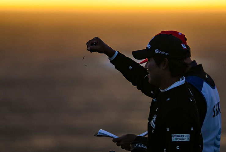 Three common score-damaging weather mistakes golfers make too often