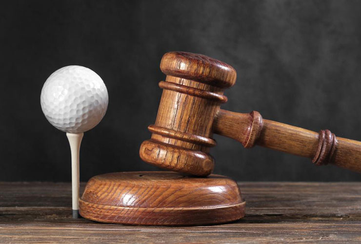 Golfer wins Mercedes-Benz with hole-in-one, sues tournament organizers after they refuse to give her the car