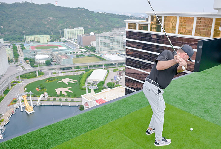 McDowell flying high in Macau after first ever Hole in One rooftop challenge at Wynn Palace