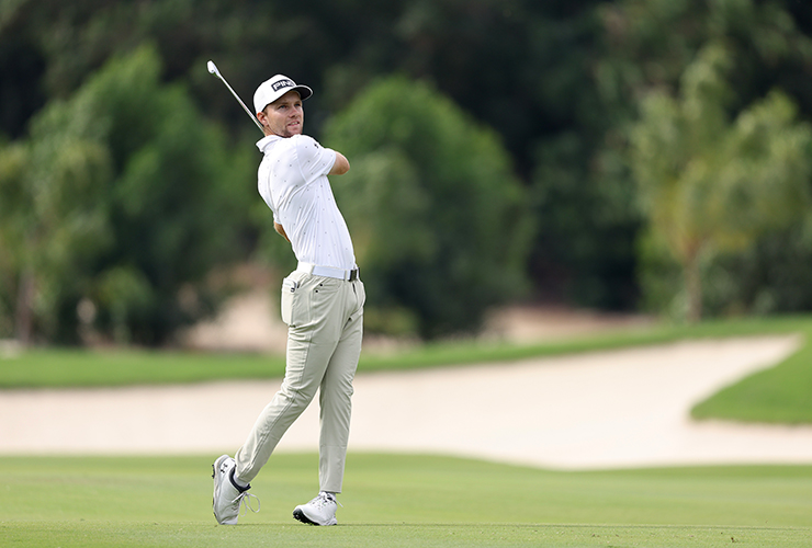 Neergaard-Petersen and Robinson Thompson share early Commercial Bank Qatar Masters lead