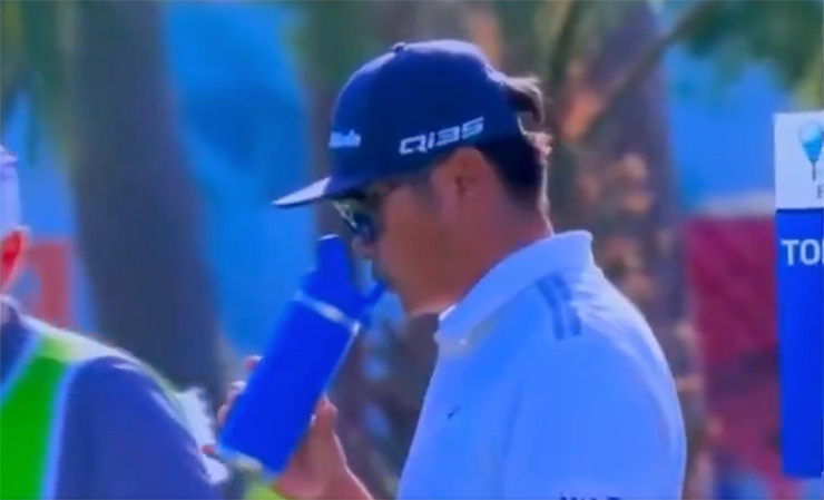This pro’s pre-shot water-sipping routine is apparently very real