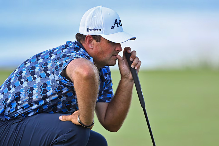 Playing with daughter’s putter, Patrick Reed reveals the heartwarming thought he had before winning putt at LIV Dallas
