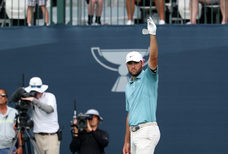 Scottie Scheffler, with win at the BMW Championship, does something in golf you’re not supposed to do