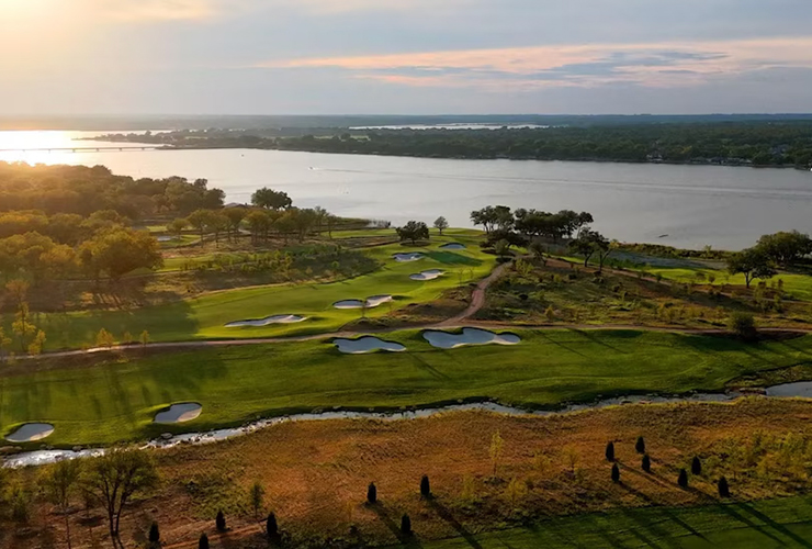 This billionaire had Tom Fazio build him a $50 million private golf course for his family to use