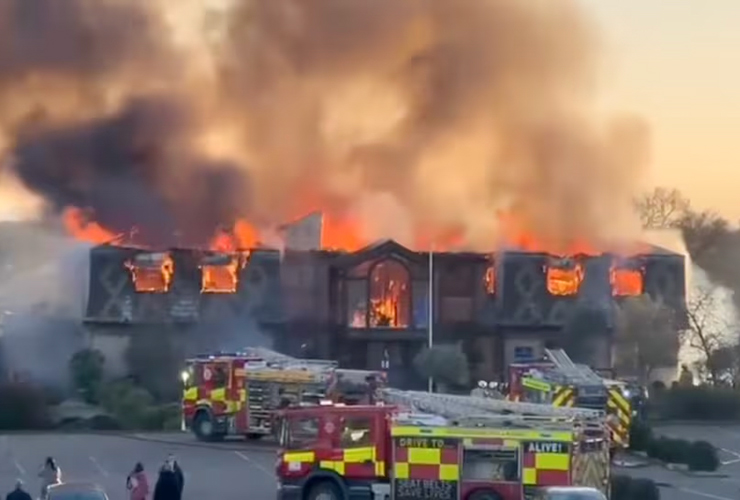 Huge fire at historic UK clubhouse requires 60 firefighters, public told to stay away