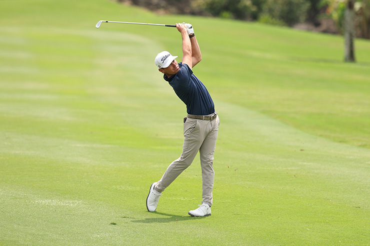 Jordan Gumberg surges into Hainan lead with late birdie blitz